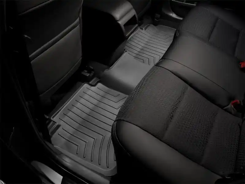 Direct From Factory WeatherTech 96-03 BMW 5-Series Rear FloorLiner - Black