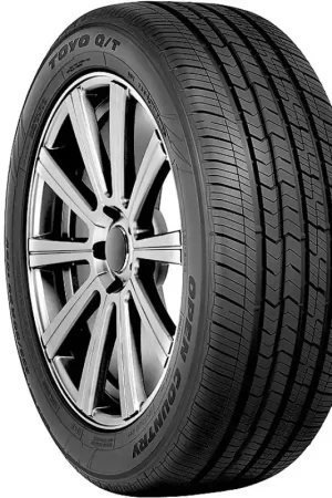 Certified Toyo Open Country Q/T Tire - 255/60R17 106V