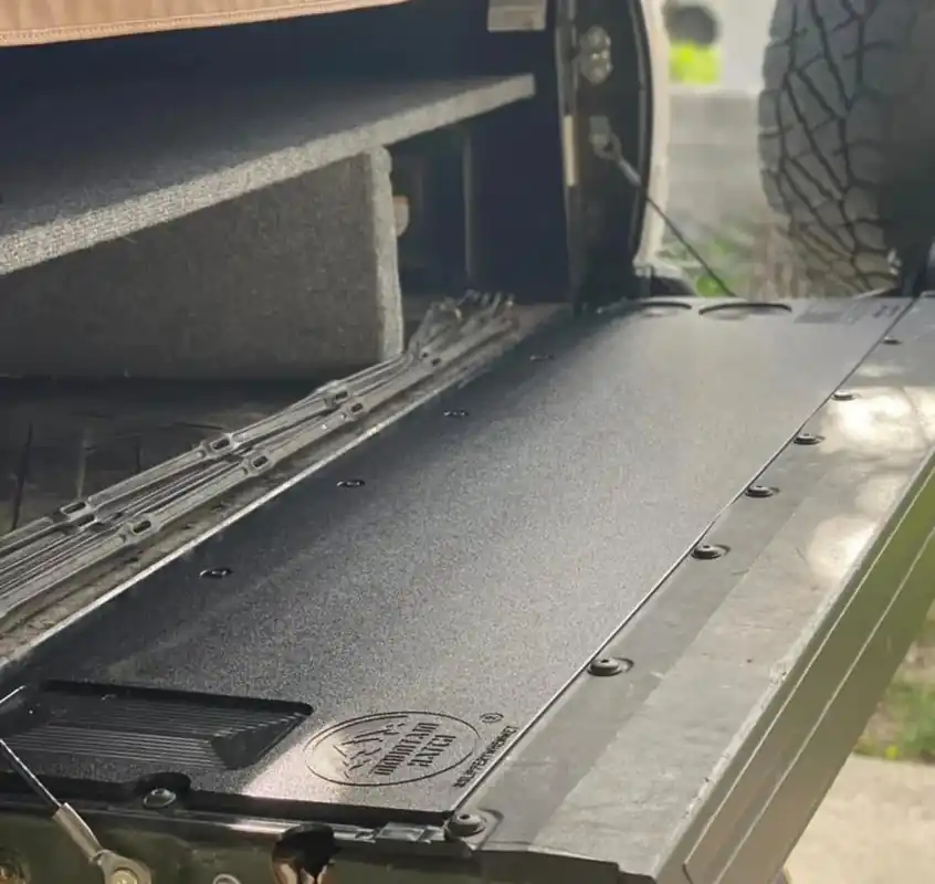 Low Price Black Mountain Hatch for (2005-2020) Toyota Tacoma